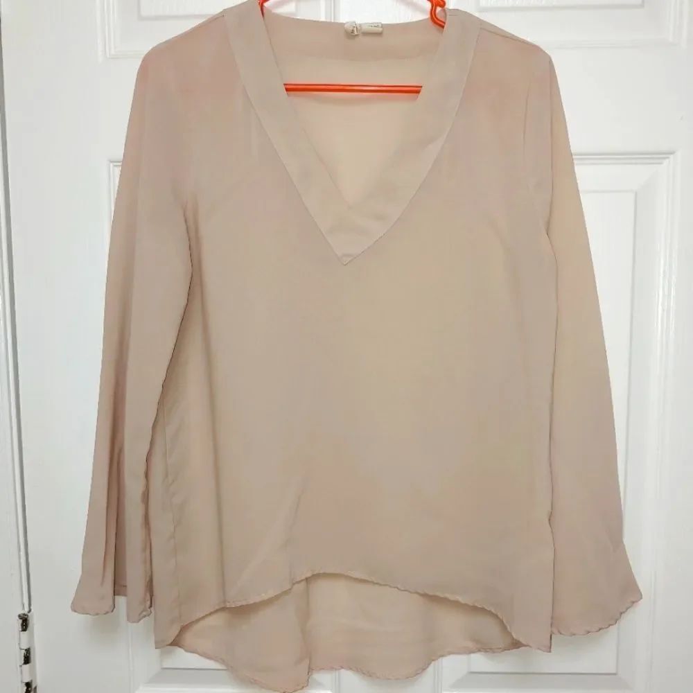 Japna Womens Size Medium Beige Hi-Lo Chiffon Blouse